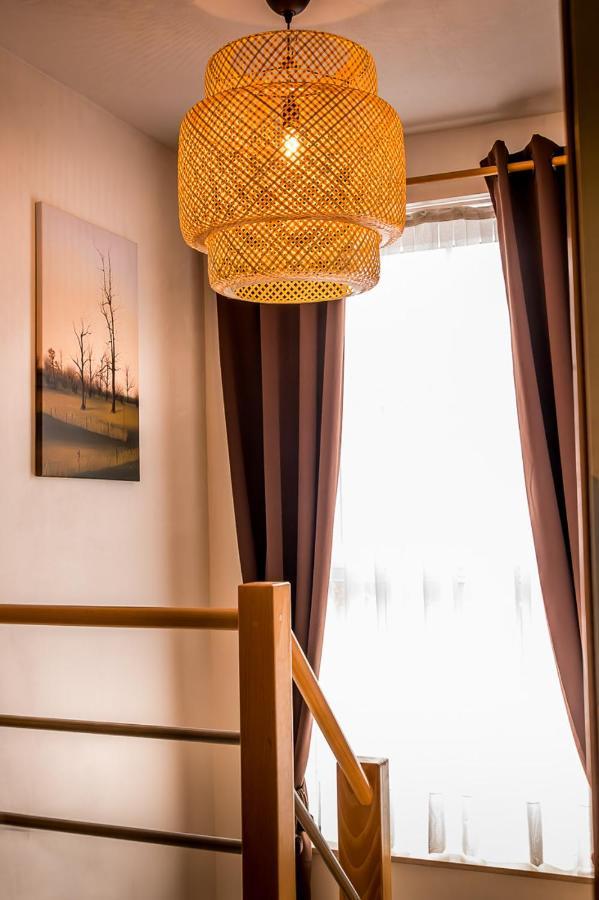 Chez Sabine Et Eric Maison Pour 6 Personnes Avec Piscine Chauffee Andenne Buitenkant foto