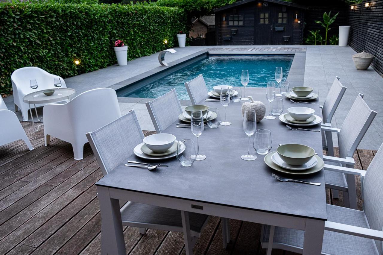 Chez Sabine Et Eric Maison Pour 6 Personnes Avec Piscine Chauffee Andenne Buitenkant foto